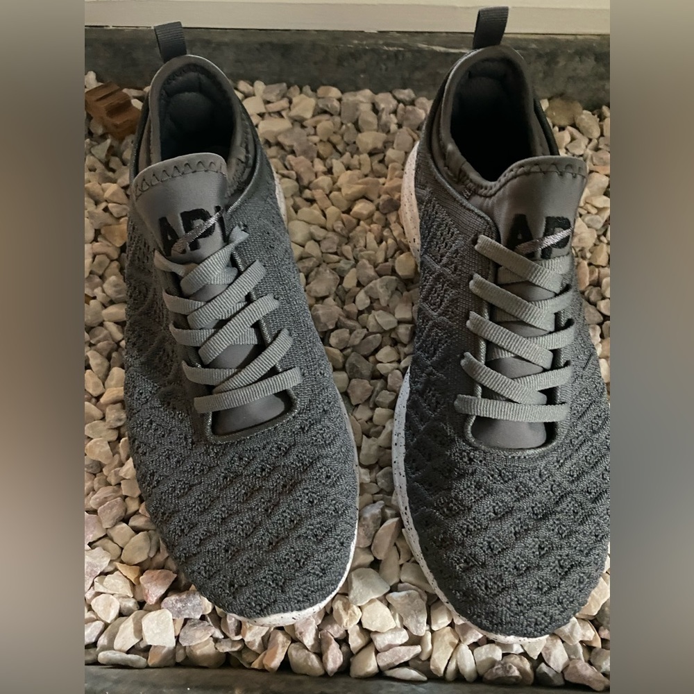 APL Phantom Running Shoe
